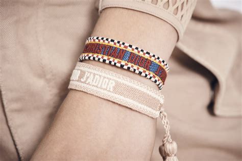 Dior j'adior friendship bracelet 2022